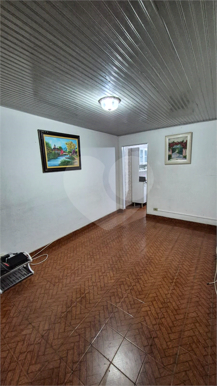 Sobrado com dois quartos a venda no Jardim Tremembé.