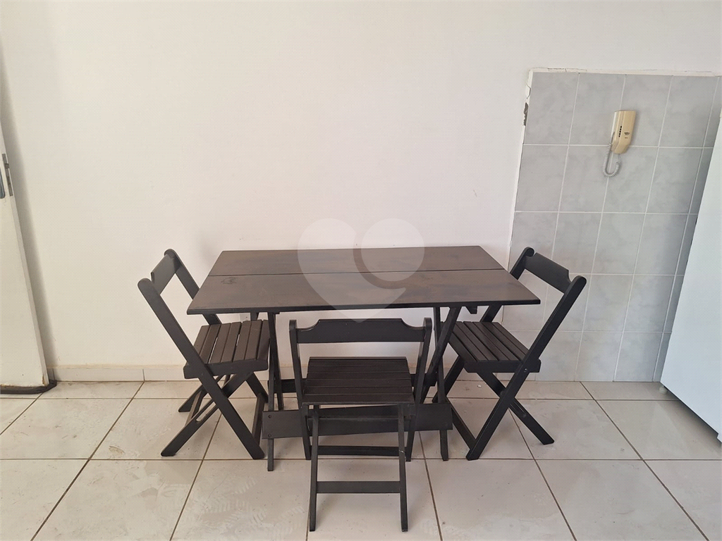 Apartamento à venda com 2 quartos, 42m² - Foto 12