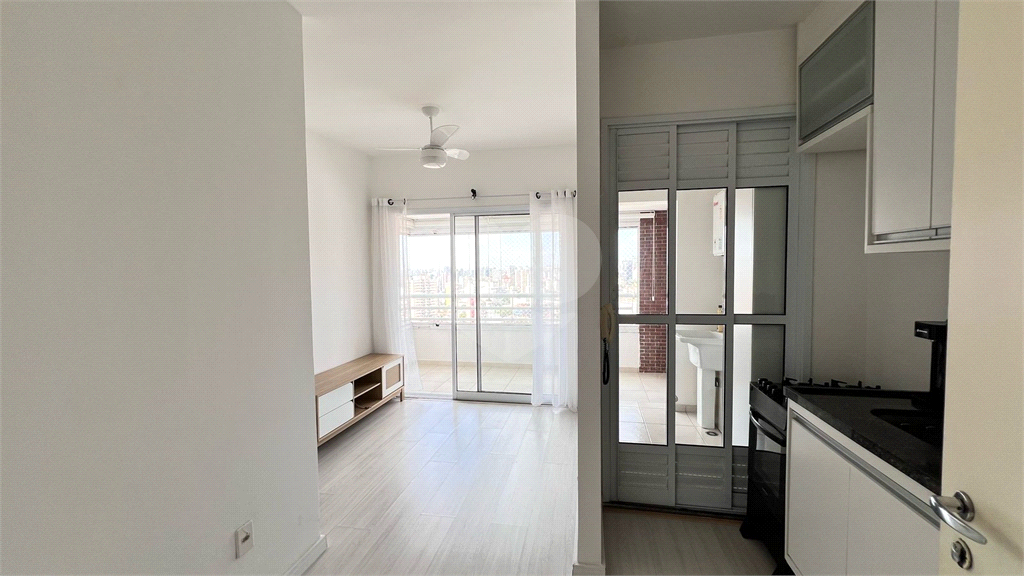 Apartamento à venda ou locação na Bela Vista