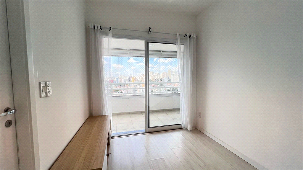 Apartamento à venda ou locação na Bela Vista