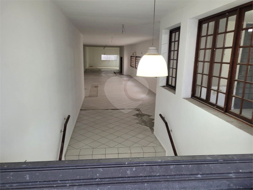 Prédio Comercial para Locação no – Salão Amplo + Casa no Piso Superior