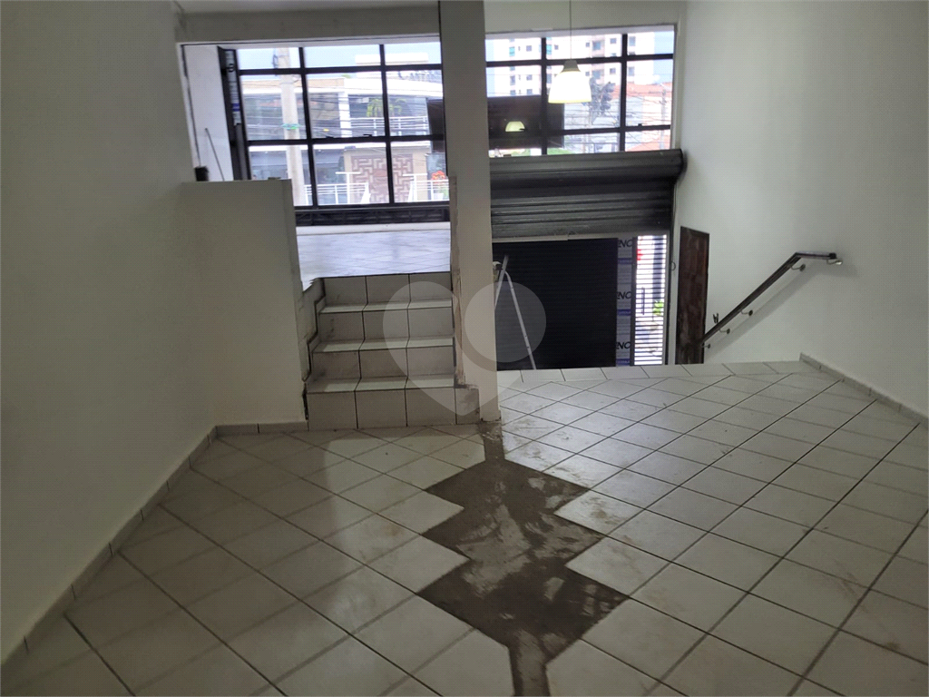 Prédio Comercial para Locação no – Salão Amplo + Casa no Piso Superior