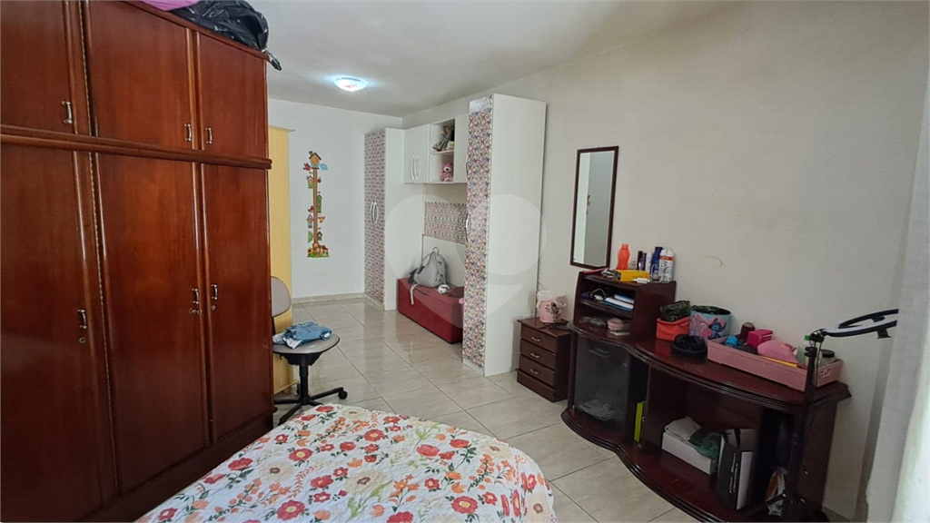 SOBRADO À VENDA | 145 m2 | 3 DORMITÓRIOS (1 SUÍTE) | 6 VAGAS NA CIDADE LÍDER!