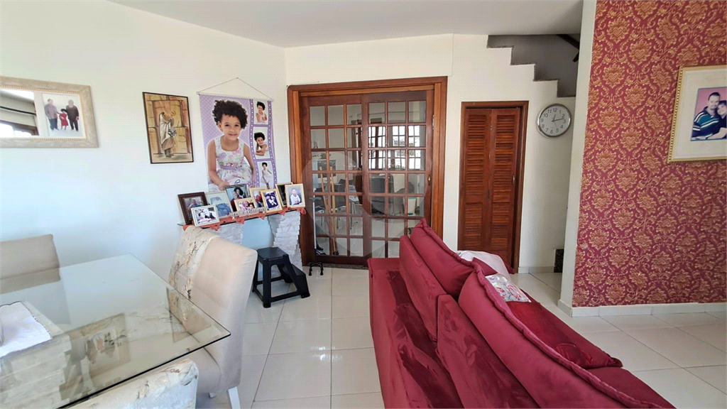 SOBRADO À VENDA | 145 m2 | 3 DORMITÓRIOS (1 SUÍTE) | 6 VAGAS NA CIDADE LÍDER!