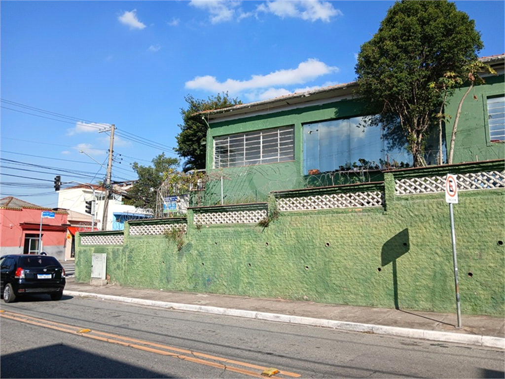 Vende-se Terreno de Esquina na Casa Verde