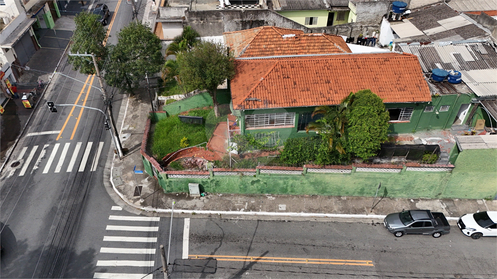 Vende-se Terreno de Esquina na Casa Verde