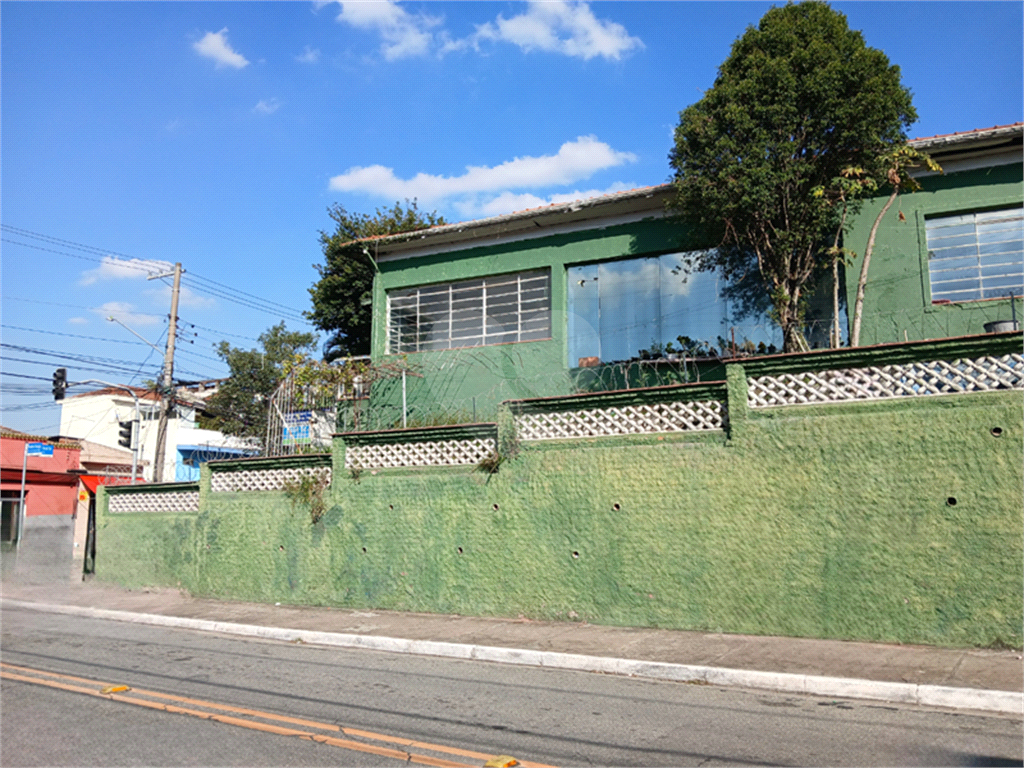 Vende-se Terreno de Esquina na Casa Verde