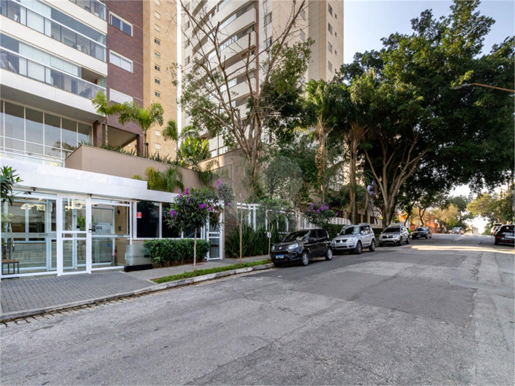 Apartamento a Venda na Saúde com 84 m2