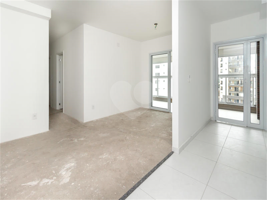 Apartamento a Venda na Saúde com 84 m2