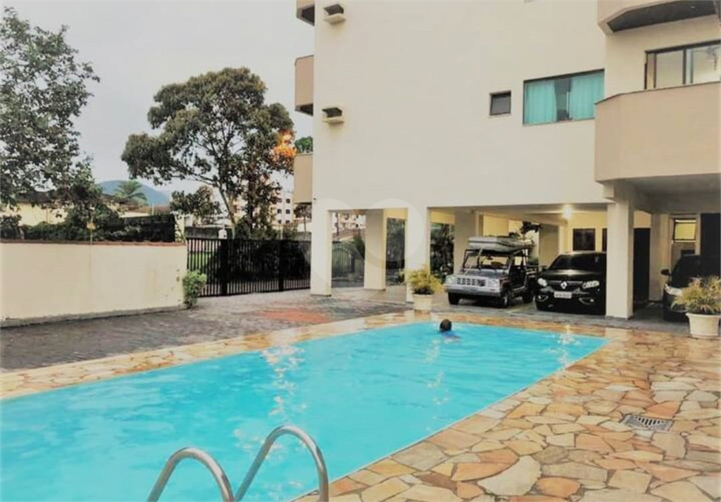 Amplo apartamento à venda | 89m² | 2 dormitórios (1 suíte) | 2 vagas de garagem em Ubatuba, SP