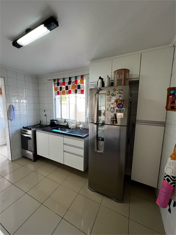 Casa de Condomínio à venda com 3 quartos, 180m² - Foto 2