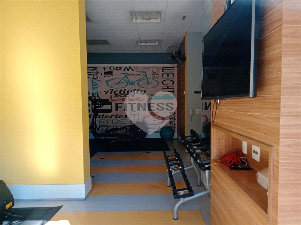 Lindo apto no último andar com bela vista e varanda gourmet integrada a sala