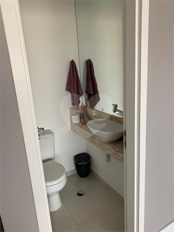 Lindo apto no último andar com bela vista e varanda gourmet integrada a sala