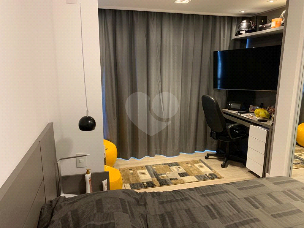 Lindo apto no último andar com bela vista e varanda gourmet integrada a sala