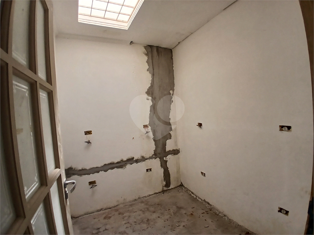 Casa térrea com amplo terreno - oportuniade para investidor