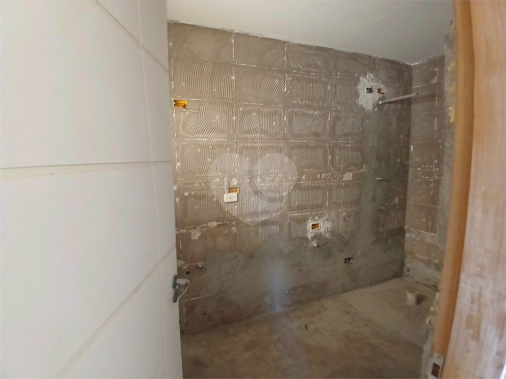Casa térrea com amplo terreno - oportuniade para investidor