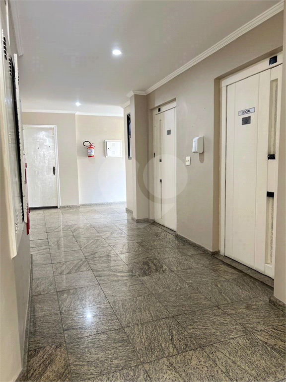 Apartamento à Venda no Condomínio Edifício Albatroz - Guarujá - Enseada 