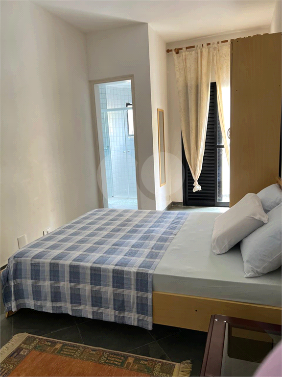 Apartamento à Venda no Condomínio Edifício Albatroz - Guarujá - Enseada 