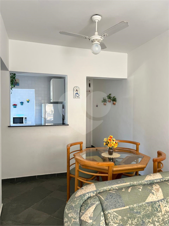 Apartamento à Venda no Condomínio Edifício Albatroz - Guarujá - Enseada 