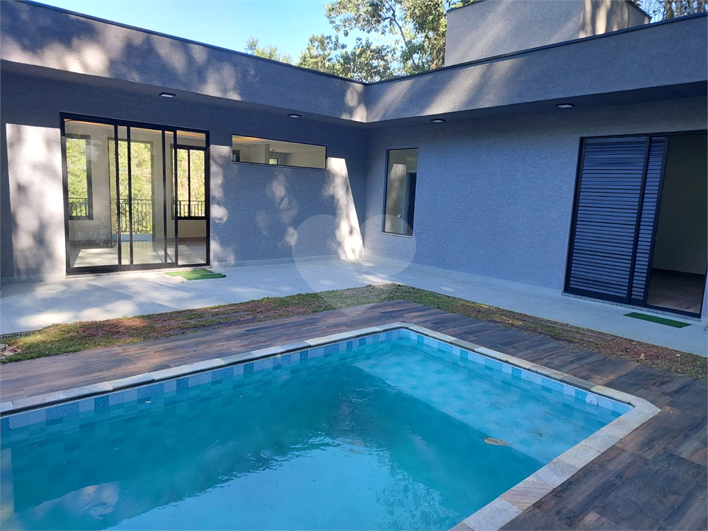 Casa à venda e aluguel com 4 quartos, 190m² - Foto 1