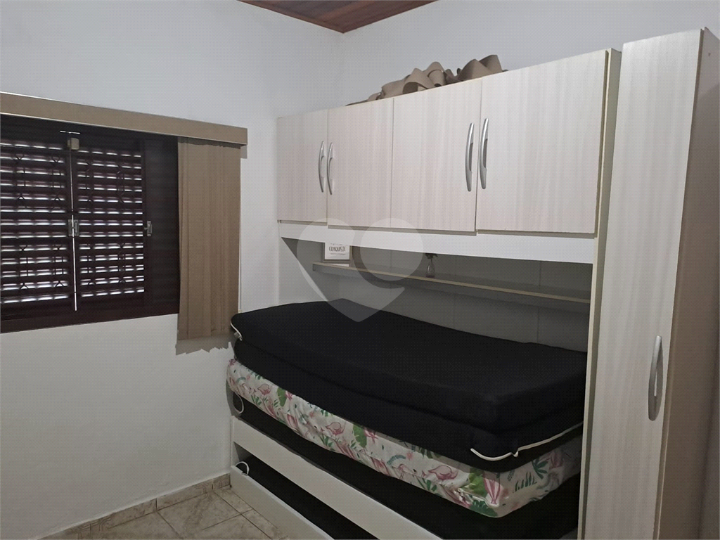 Sitio à Venda 1691m² | 243m² Área construída| 4 Quartos| Piscina adulto e infantil| Energia Solar em Mairiporã