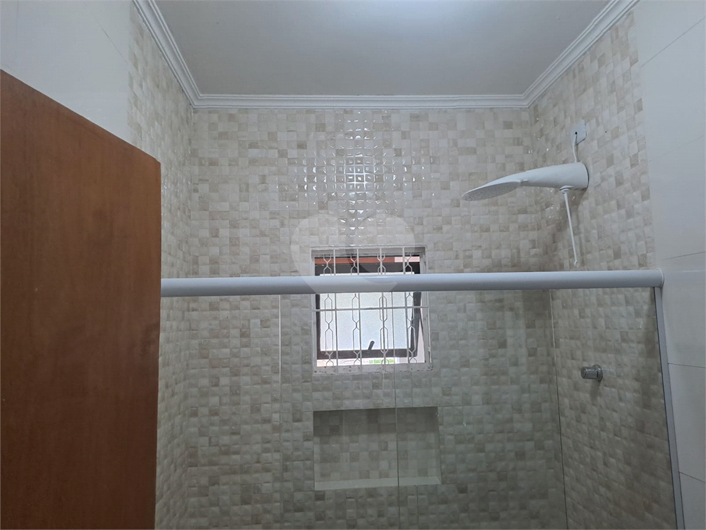 Sitio à Venda 1691m² | 243m² Área construída| 4 Quartos| Piscina adulto e infantil| Energia Solar em Mairiporã