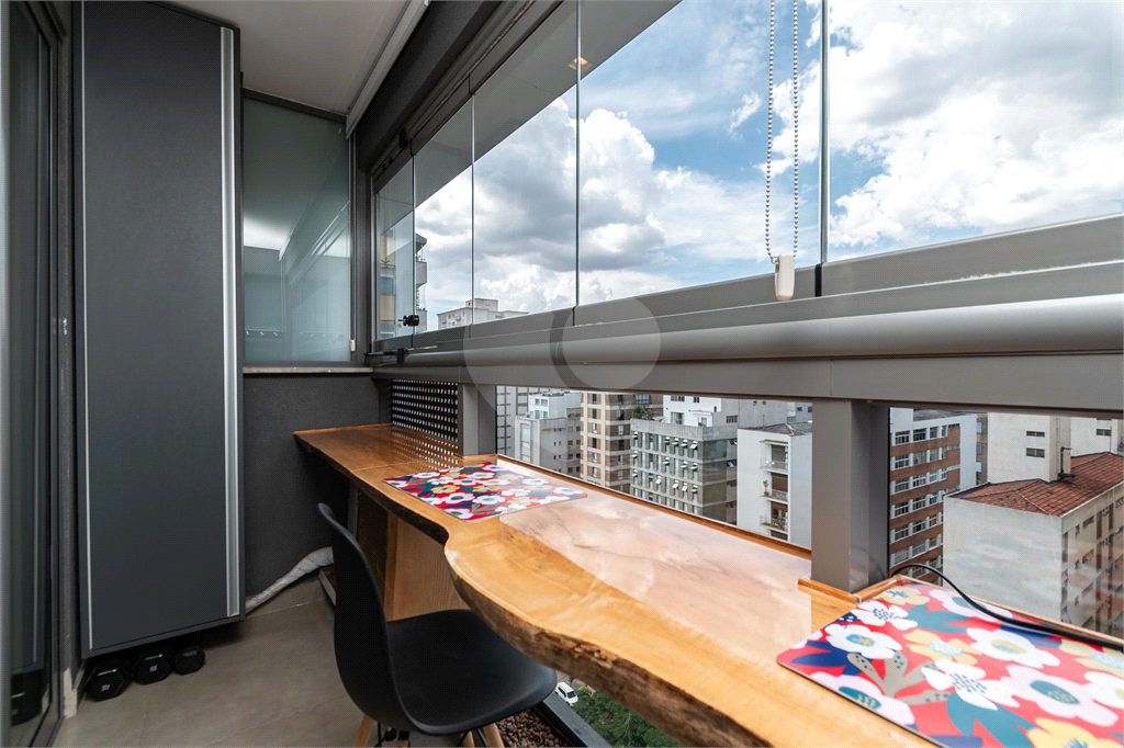 APARTAMENTO STUDIO MOBILIADO COM 18M2 EM PINHEIROS