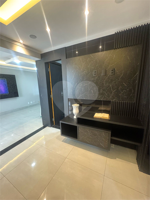 APARTAMENTO em JAÇANÃ