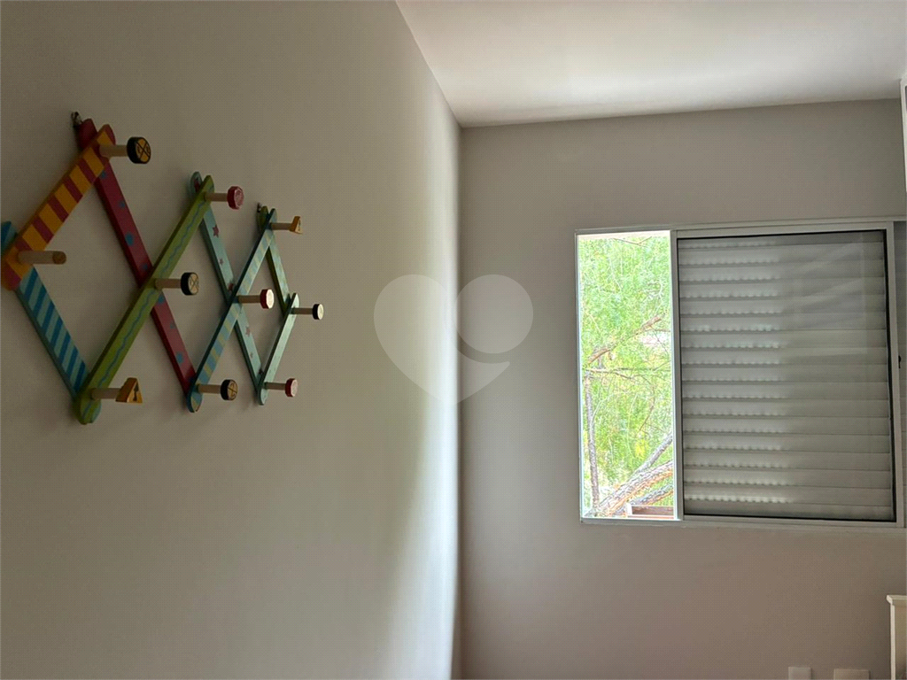 Casa de condomínio perto do Metro Praça da Árvore