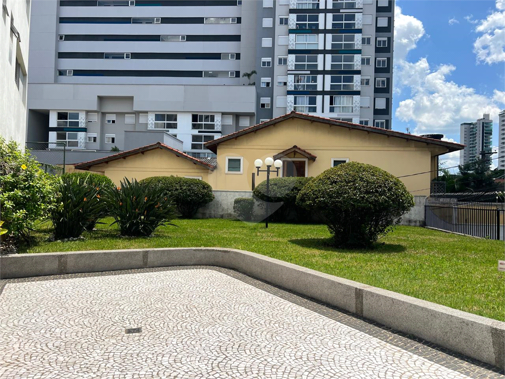 Rua Altinópolis – Santana   74m² bem distribuídos  ?? 2 vagas cobertas