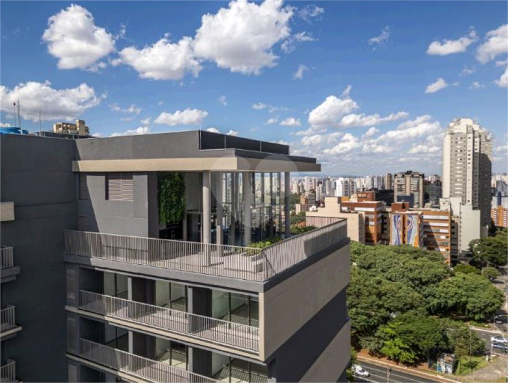 Studio na 24m² Vila Mariana
