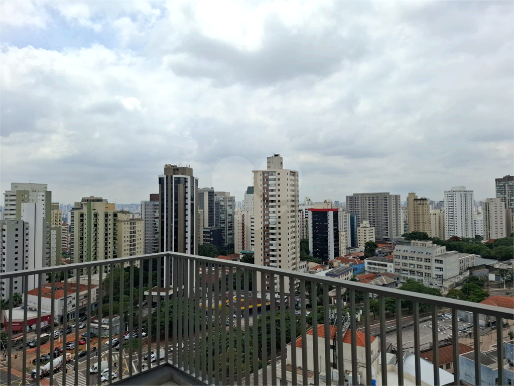 Studio na 24m² Vila Mariana