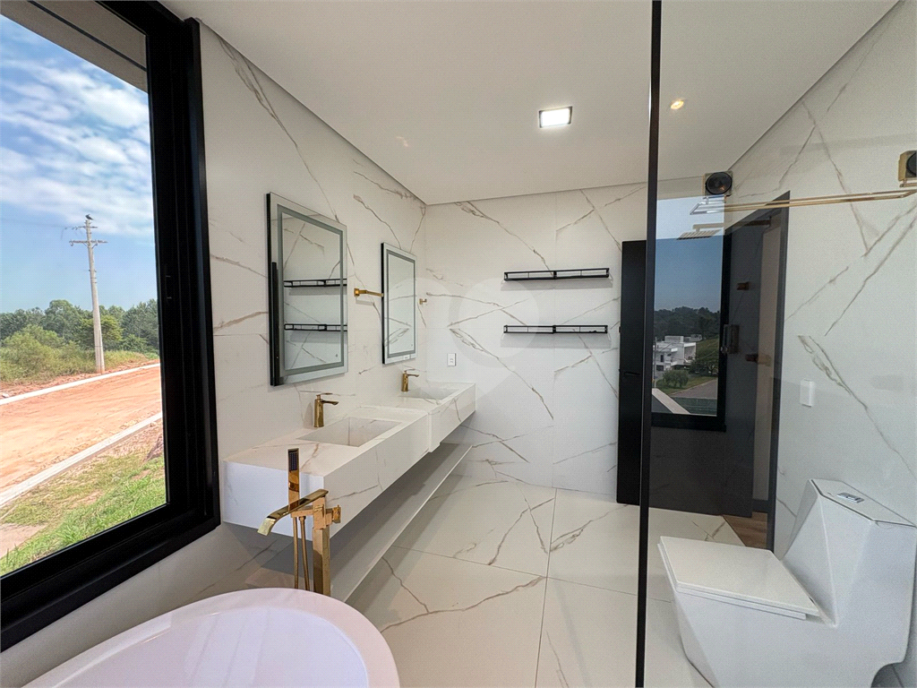 Casa de Condomínio à venda com 4 quartos, 255m² - Foto 29