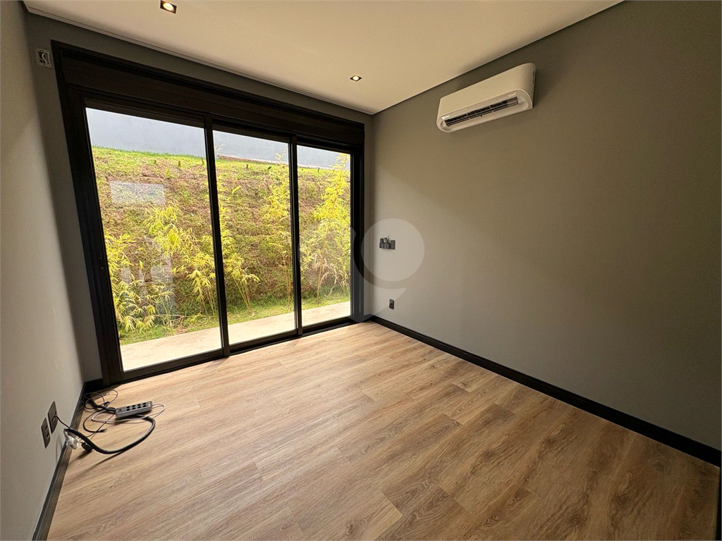 Casa de Condomínio à venda com 4 quartos, 255m² - Foto 22