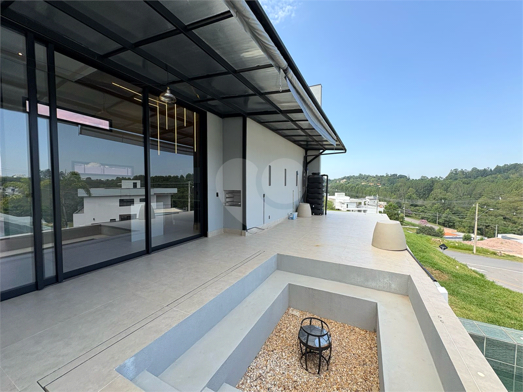 Casa de Condomínio à venda com 4 quartos, 255m² - Foto 4