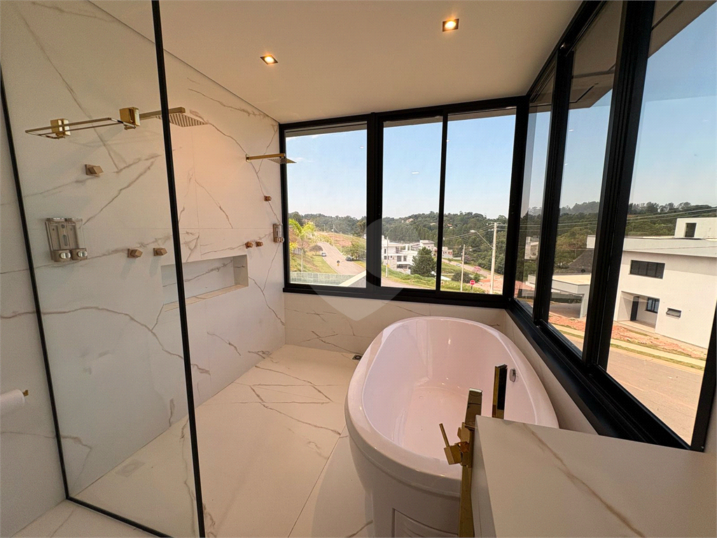 Casa de Condomínio à venda com 4 quartos, 255m² - Foto 32