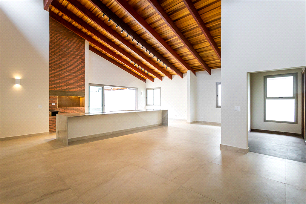 Casa Térrea em Alphaville Residencial 12 | 4 Suítes | Nova nunca Habitada |  Fotovoltaica;
