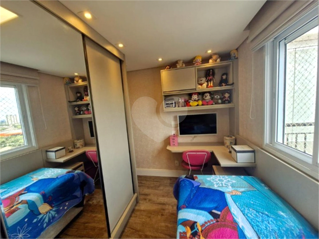 Apartamento à venda com 3 quartos, 70m² - Foto 12