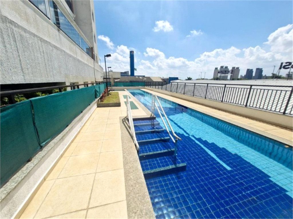 Apartamento à venda com 3 quartos, 70m² - Foto 1