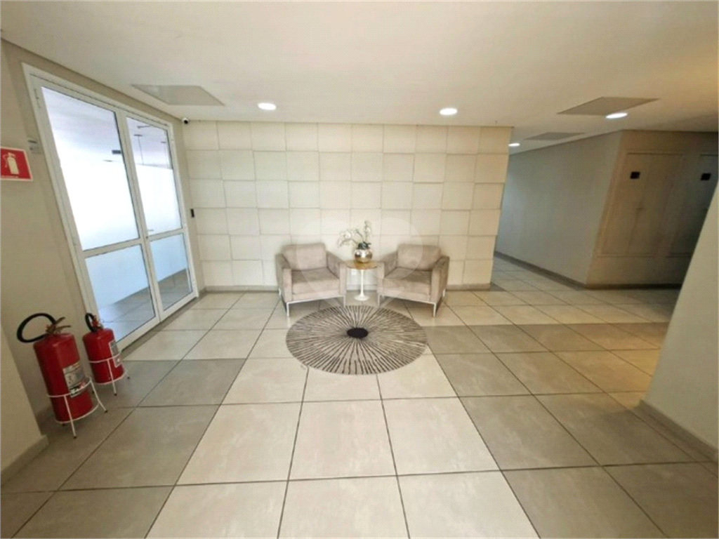 Apartamento à venda com 3 quartos, 70m² - Foto 16