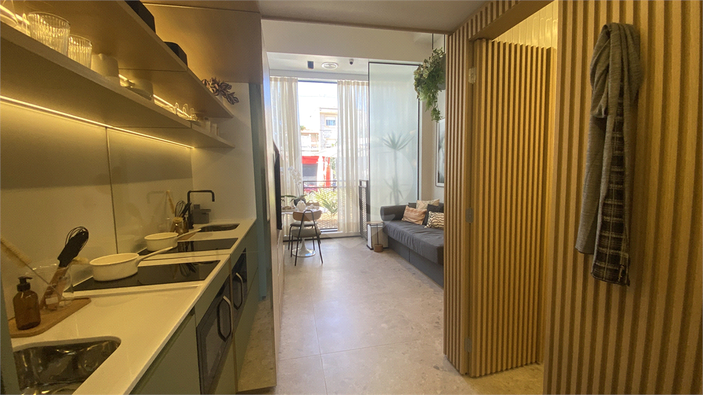 Studio+ Vila Mariana: Conforto e Sofisticação em 23m² com Pé-Direito de 3,70m