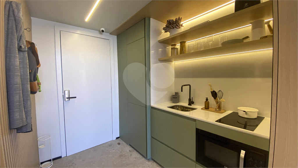 Studio+ Vila Mariana: Conforto e Sofisticação em 23m² com Pé-Direito de 3,70m