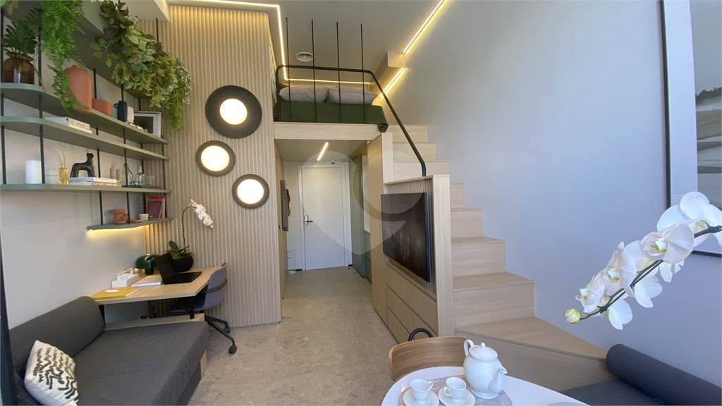 Studio+ Vila Mariana: Conforto e Sofisticação em 23m² com Pé-Direito de 3,70m