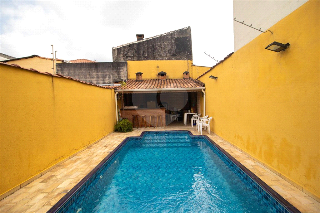 Casa com piscina, churrasqueira e 3 quartos na Vila NOva Mazzei