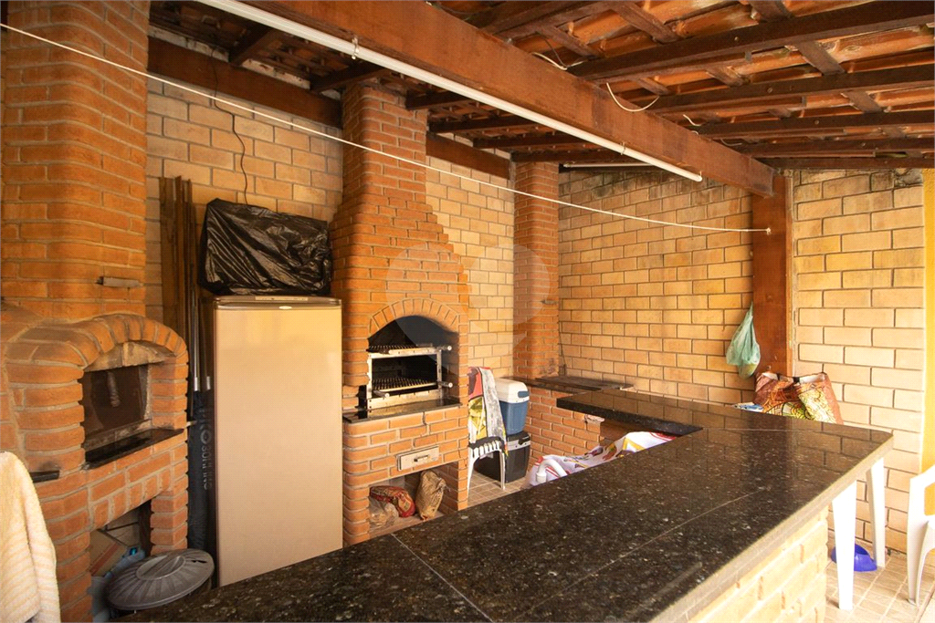 Casa com piscina, churrasqueira e 3 quartos na Vila NOva Mazzei