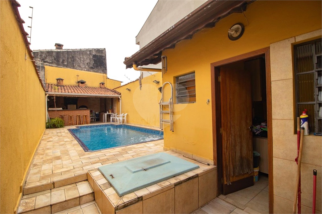 Casa com piscina, churrasqueira e 3 quartos na Vila NOva Mazzei