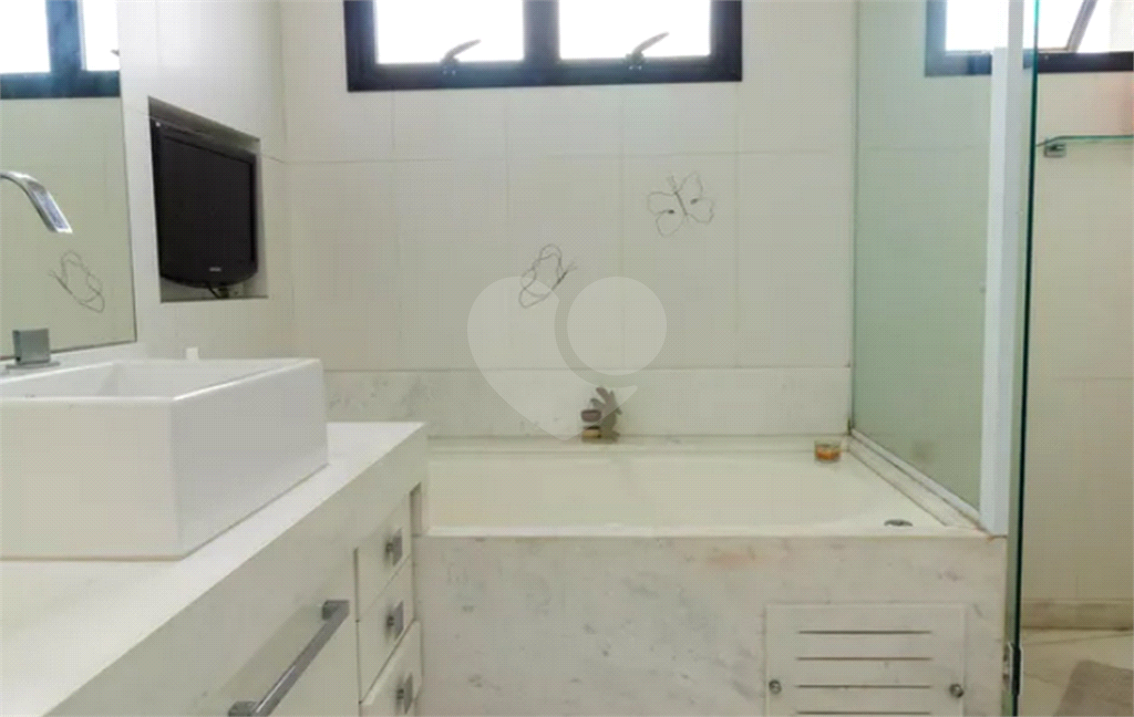 Apartamento a venda no Tatuapé com 3 suítes