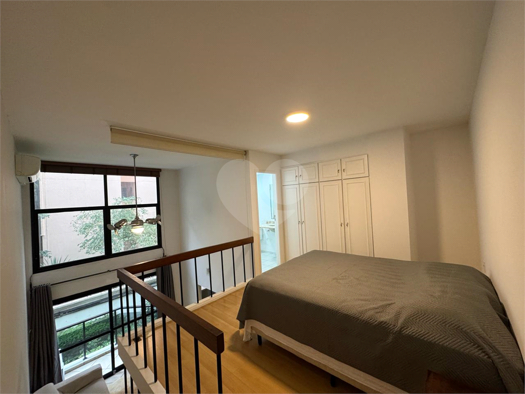 APARTAMENTO em ITAIM BIBI