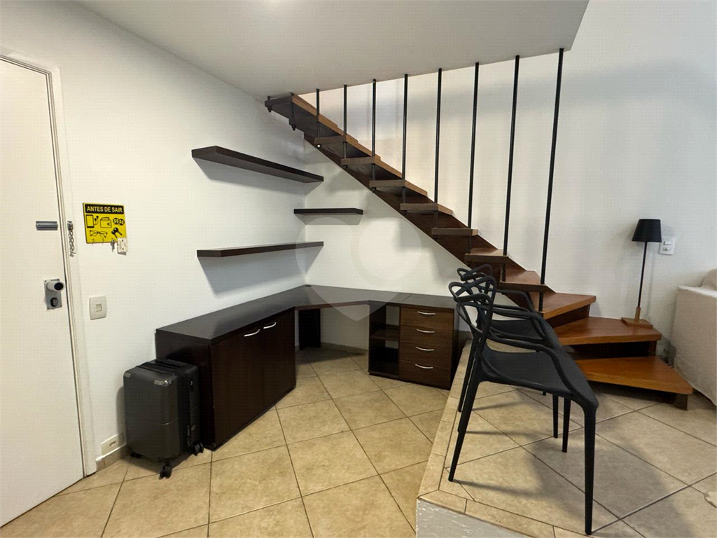 APARTAMENTO em ITAIM BIBI