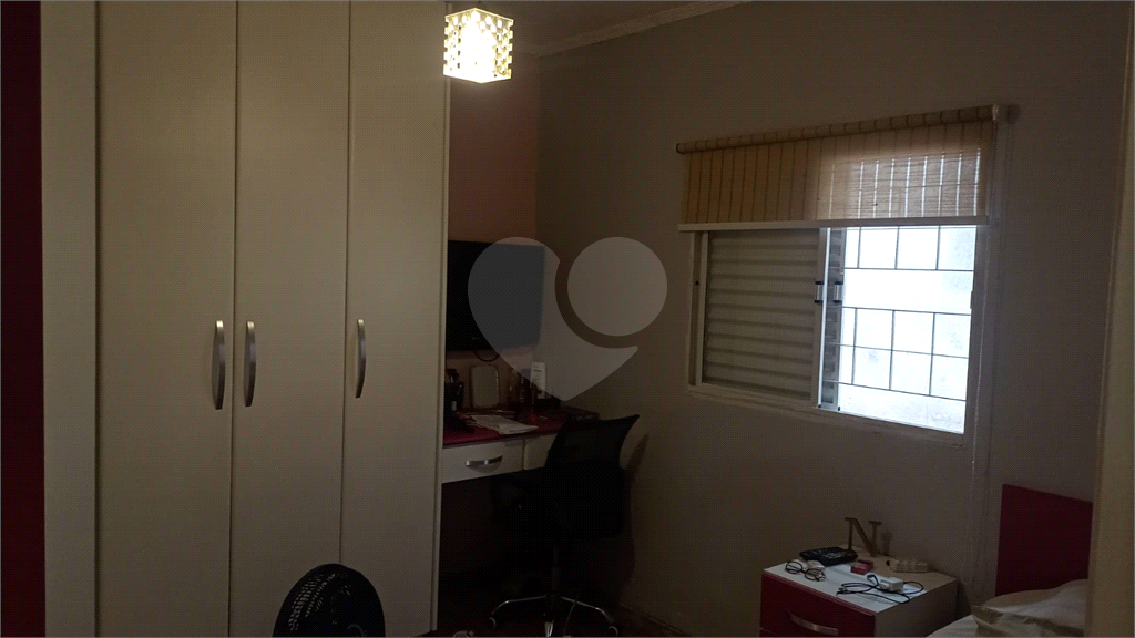 Casa Térrea com 3 Quartos, Suíte e Porão Gigante: Seu Novo Lar Espera por Você!